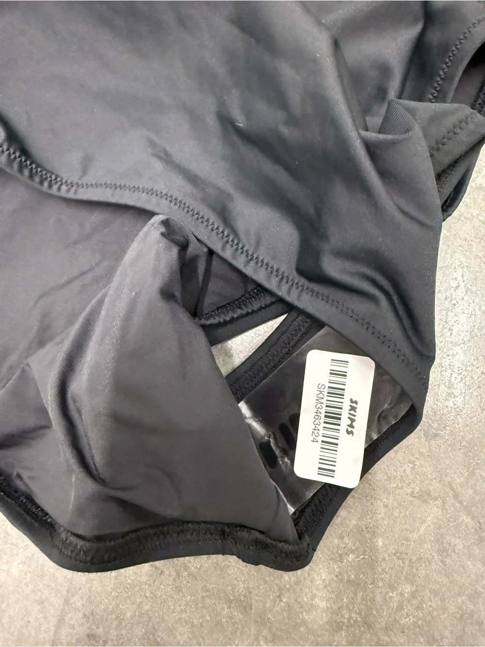 SKIMS nwt size